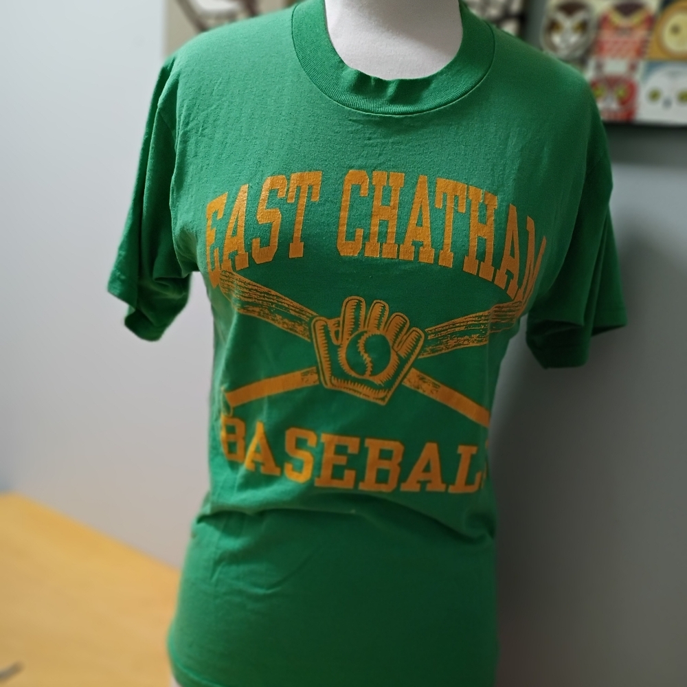Vintage Tshirt, Size Small